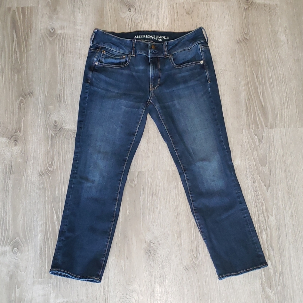 American Eagle Artist Crop